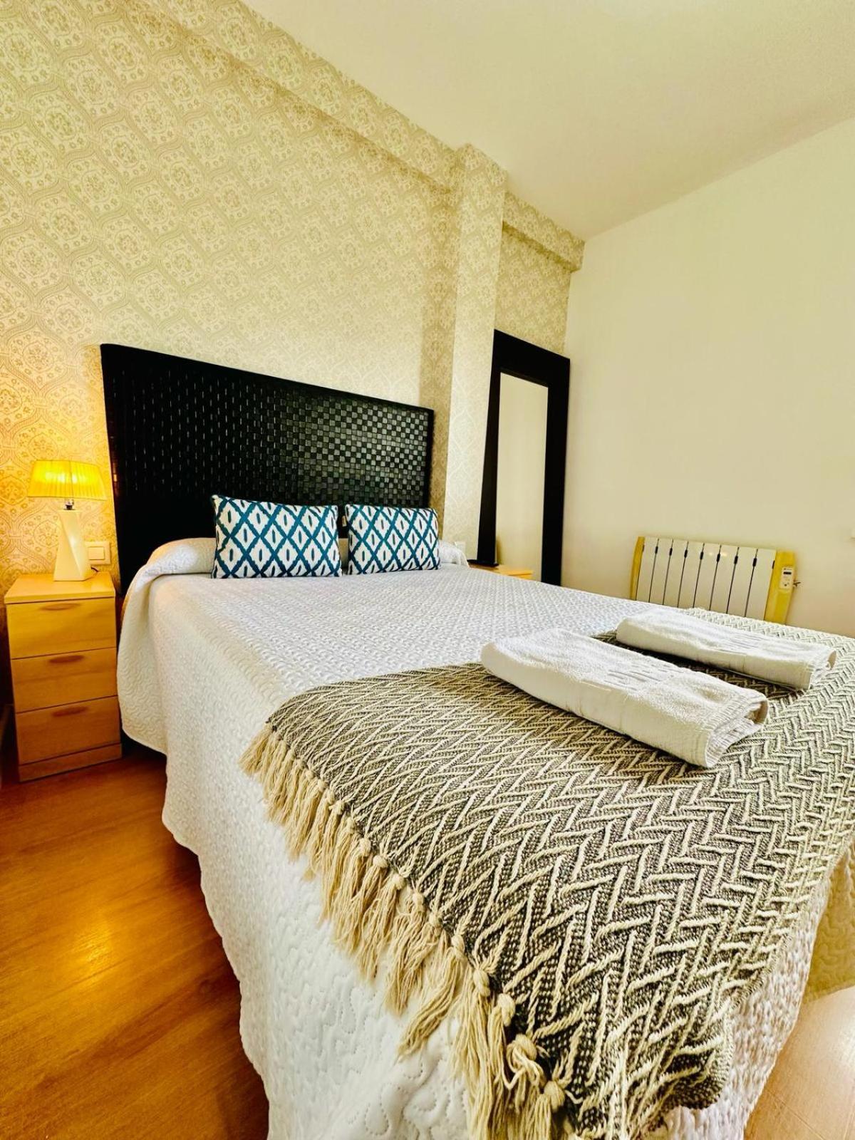 Apartamento Turístico Pizarro Mérida Exterior foto